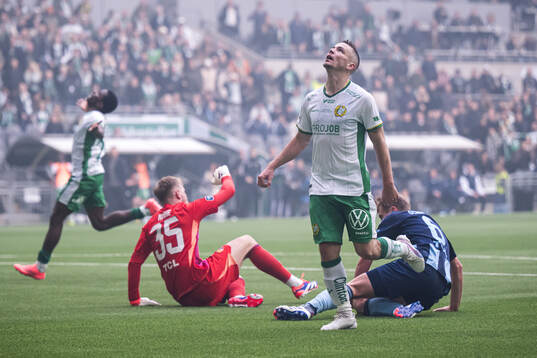 Hammarbys Oscar Johansson Schellhas deppar