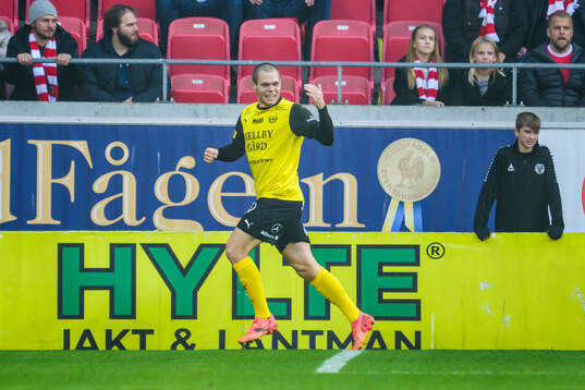 Mjällbys Jacob Bergström jublar
