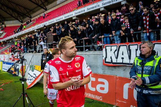 Kalmars Jonathan Ring deppar