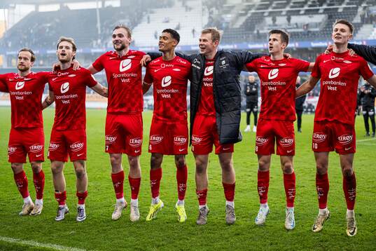 Bård Finne, Ole Didrik Blomberg, Mads Berg Sande, Japhet
