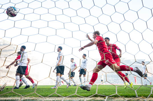 Aune Heggebø of Brann celebrates