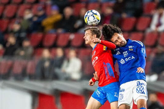 Helsingborgs Adrian Svanbäck och GIF Sundsvalls Monir