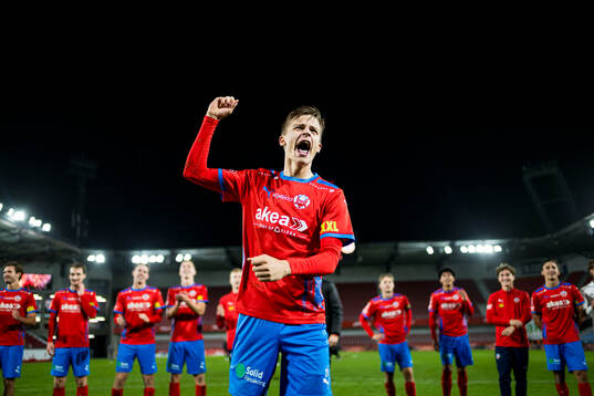Bläddra bland fler bilder av Fotboll, Superettan, Helsingborg - GIF Sundsvall