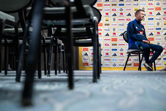 Head coach Peter Gerhardsson of the Swedish women's