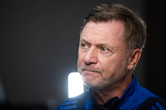 Head coach Peter Gerhardsson of the Swedish women's