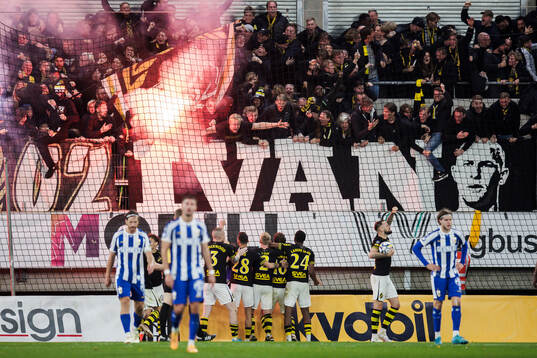 AIKs spelare jublar