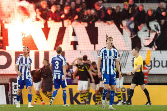 IFK Göteborgs Gustav Svensson och Laurs Skjellerup deppar