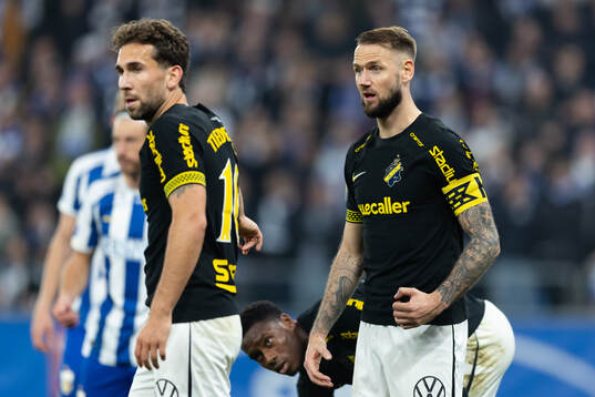 AIKs Benjamin Tiedemann Hansen och Alexander Milosevic