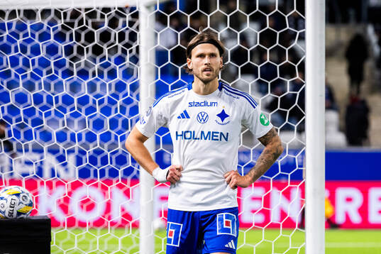 IFK Norrköpings Arnor Traustason deppar