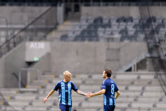 Djurgårdens Albin Ekdal byts in