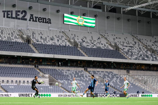Hammarbys Warner Hahn och Djurgårdens Deniz Hummet
