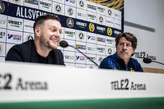 Hammarbys tränare Kim Hellberg och Djurgårdens tränare