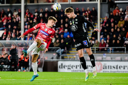 Degerfors Gustav Lindgren och Örebros Erik McCue