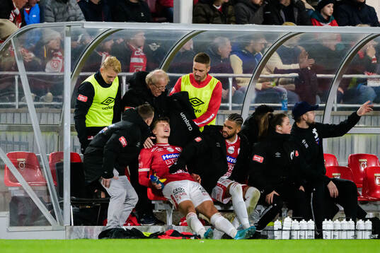 Degerfors Gustav Lindgren har ont