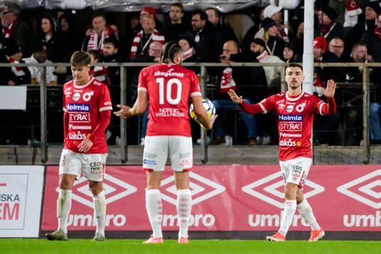 Degerfors Dijan Vukojevic och Carlos Moros Gracia deppar