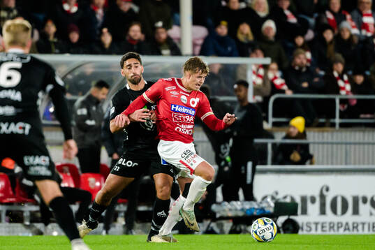 Örebros Lucas Shlimon och Degerfors Kevin Holmén