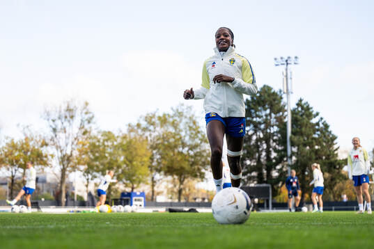 Evelyn Ijeh of the Swedish women's national football team
