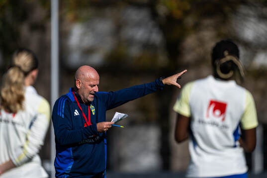 Assistant coach Magnus Wikman of the Swedish women's