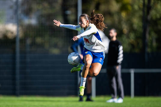 Rusul Rosa Kafaji of the Swedish women's national football