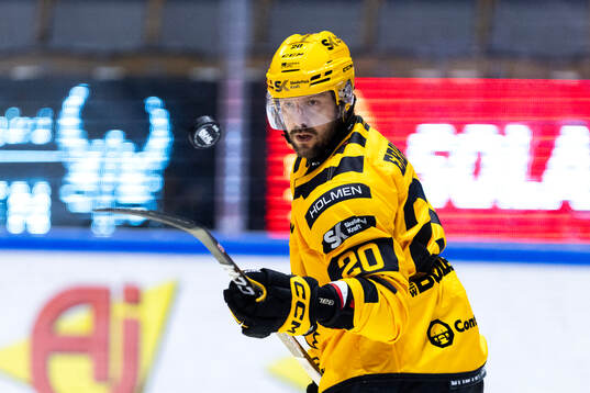 Skellefteås Marcus Eriksson på uppvärmningen