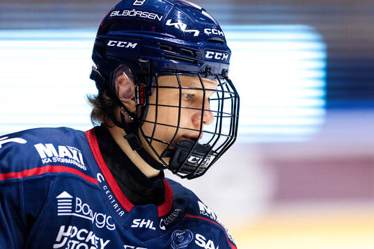 Linköpings Eddie Genborg på uppvärmningen