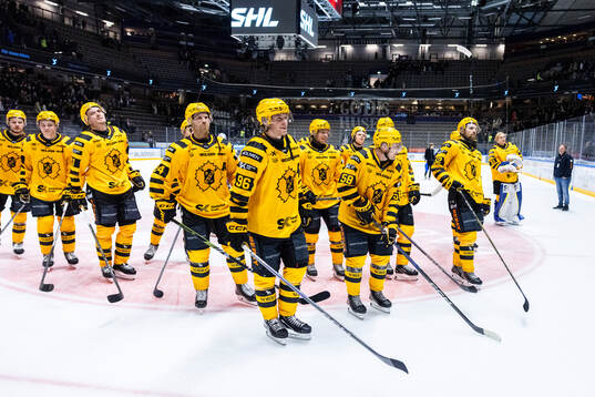 Skellefteås spelare jublar