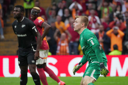Goalkeeper Isak Pettersson of Elfsborg