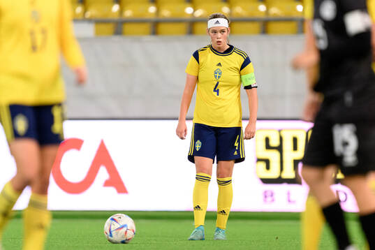 Roos Huitzing of Sweden