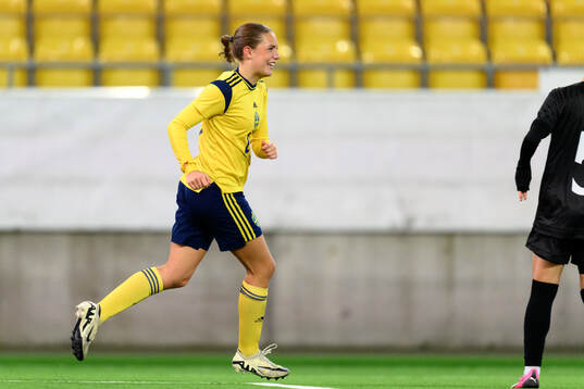 Klara Ahnberg of Sweden celebrates