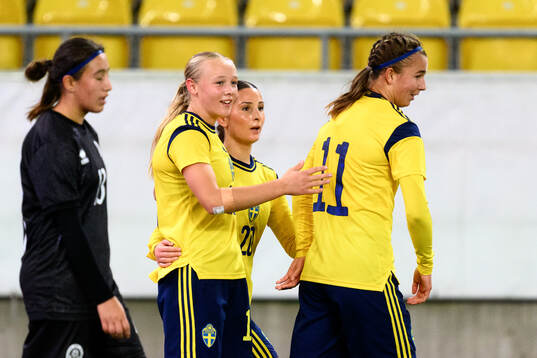 Filippa Andersson Widén, Filippa Sjöström and Thelma