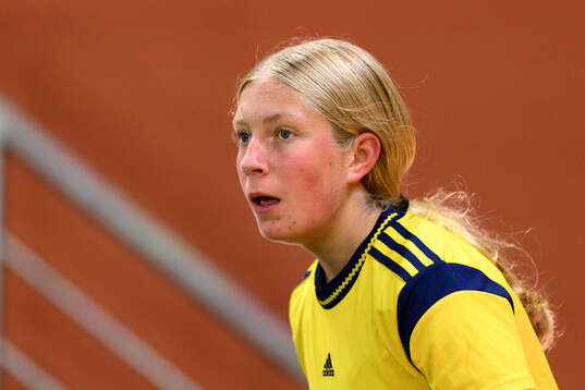 Thea Carlsson of Sweden