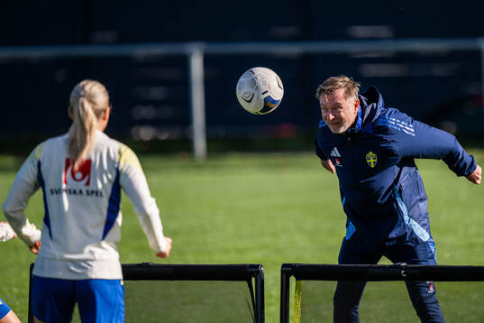 Head coach Peter Gerhardsson of the Swedish women's