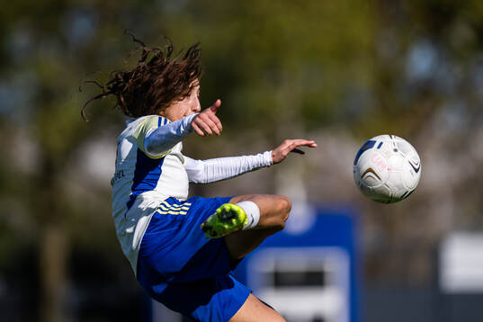 Rusul Rosa Kafaji of the Swedish women's national football