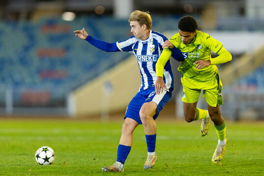 Noah Tolf of IFK Göteborg and Tristan Spranger of