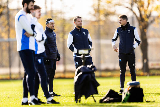 Head coach Henrik Rydström, assistant coach Theodor Olsson
