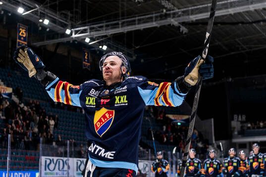 Djurgårdens Daniel Brodin jublar