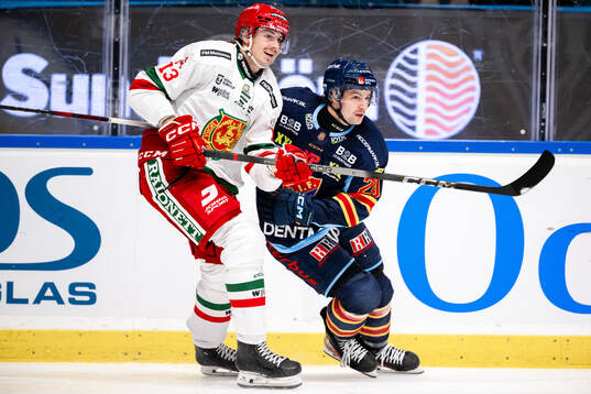 Moras Fabian Ilestedt och Djurgårdens Jonathan Tychonick