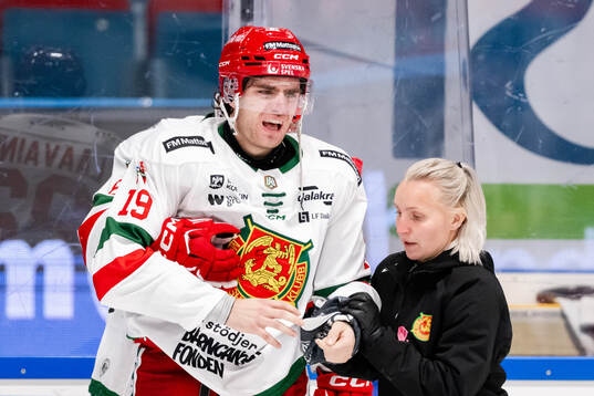 Moras Ture Linden har ont
