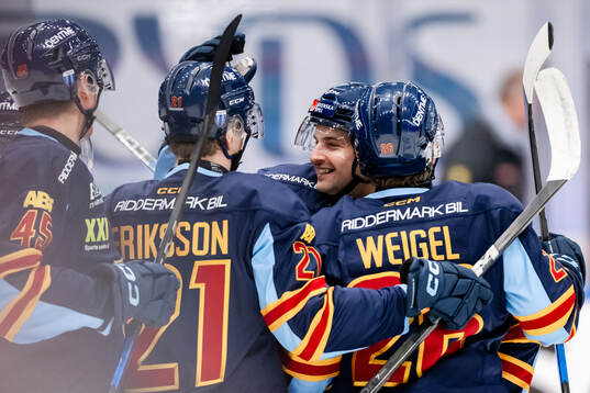 Djurgårdens Jonathan Tychonick jublar