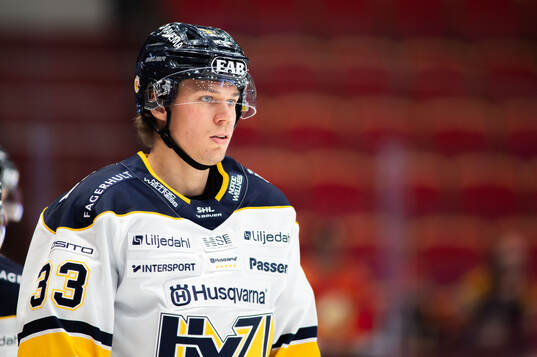 HV71s Måns Lindbäck