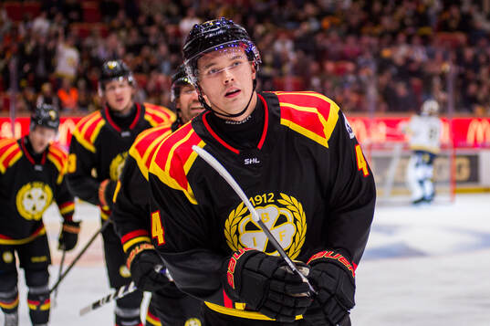 Brynäs Theo Lindstein jublar