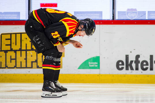 Brynäs Oskar Lindblom har ont