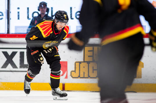 Brynäs Tyler Vesel har ont