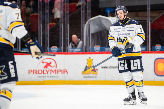 HV71s Isac Brännström deppar