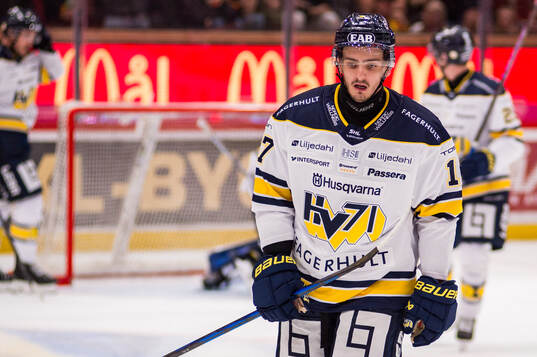 HV71s Isac Brännström deppar