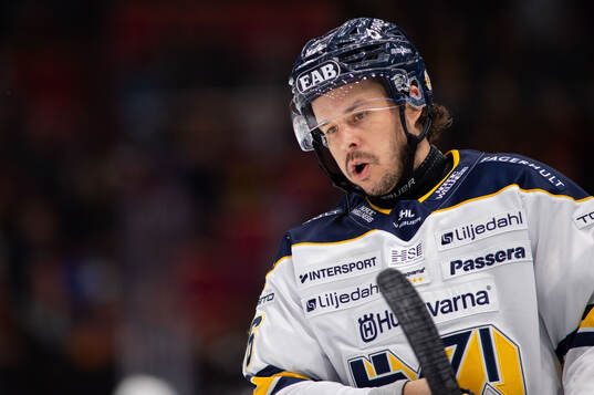 HV71s Tanner Kero deppar