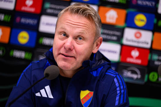 head coach Roberth Björknesjö of Djurgården at a press