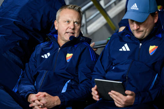head coach Roberth Björknesjö of Djurgården