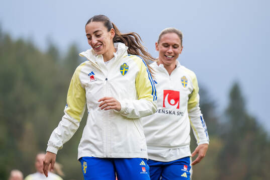 Rusul Rosa Kafaji and Jonna Andersson of the Swedish