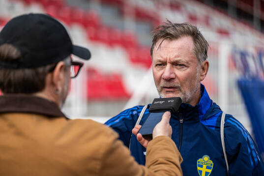 Head coach Peter Gerhardsson of the Swedish women's